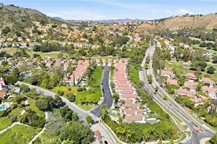 24813 Calle Cedro, Calabasas, CA 91302 - Photo 47
