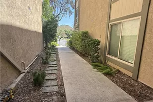 351 Chestnut Hill Ct, Thousand Oaks, CA 91360 - Photo 11