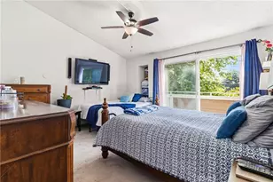 1941 Glenoaks, San Fernando, CA 91340 - Photo 21