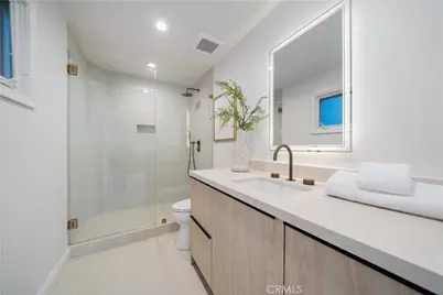 3636 Camino De La Cumbre, Sherman Oaks, CA 91423 - Photo 41