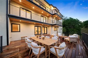3636 Camino de la Cumbre, Sherman Oaks, CA 91423 - Photo 51