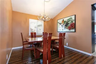20925 Almazan Rd, Woodland Hills, CA 91364 - Photo 7