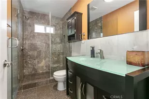 20925 Almazan Rd, Woodland Hills, CA 91364 - Photo 21