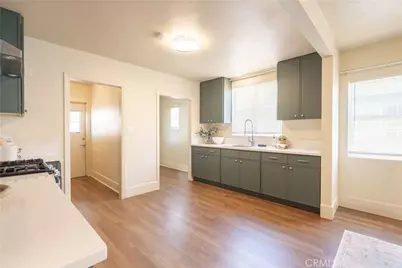 13463 Brownell, San Fernando, CA 91340 - Photo 23