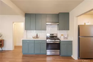 13463 Brownell, San Fernando, CA 91340 - Photo 17