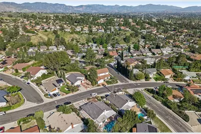 11461 Amigo Avenue, Porter Ranch, CA 91326 - Photo 39