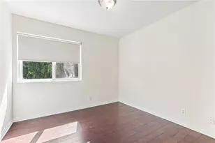 10636 Woodley, Granada Hills, CA 91344 - Photo 11