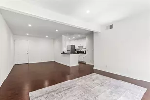 10636 Woodley, Granada Hills, CA 91344 - Photo 3
