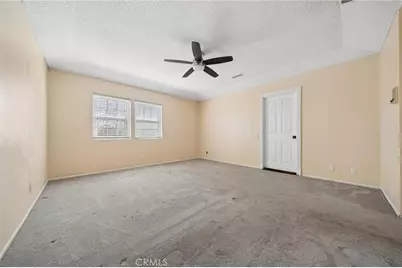 7427 Tunney Avenue, Reseda, CA 91335 - Photo 19