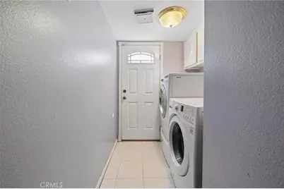 7427 Tunney Avenue, Reseda, CA 91335 - Photo 31