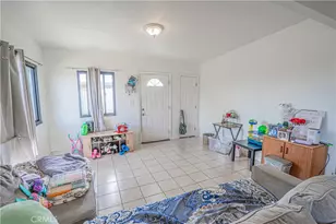 835 E Ave Q, Palmdale, CA 93550 - Photo 9