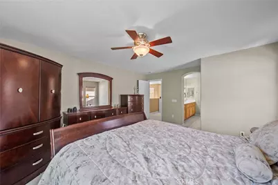 27637 Cordovan Drive, Canyon Country, CA 91351 - Photo 23