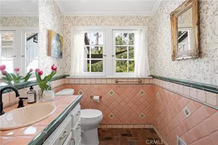 4650 Encino Ave, Encino, CA 91316 - Photo 19