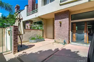 18739 Hatteras St, Tarzana, CA 91356 - Photo 27