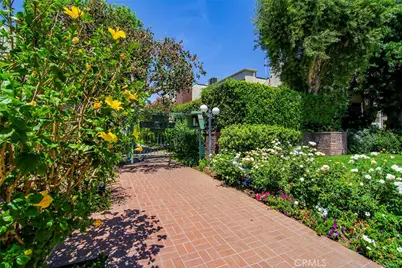 18739 Hatteras Street #55, Tarzana, CA 91356 - Photo 29