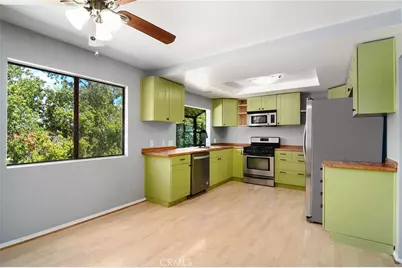 18739 Hatteras Street #55, Tarzana, CA 91356 - Photo 13