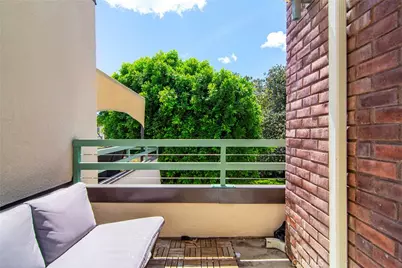 18739 Hatteras Street #55, Tarzana, CA 91356 - Photo 19