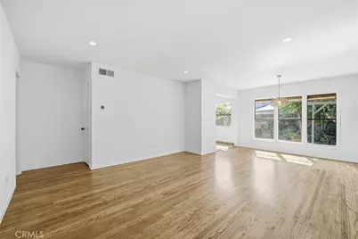 18228 Keswick, Reseda, CA 91335 - Photo 5