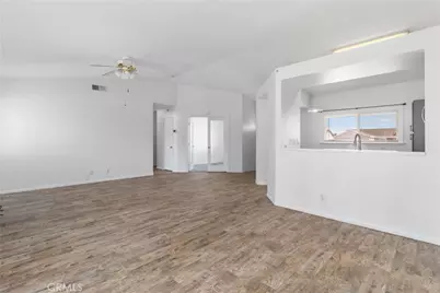 1049 Barrington, Rosamond, CA 93560 - Photo 5