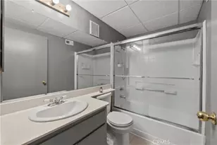 11150 Glenoaks Blvd, Pacoima, CA 91331 - Photo 13