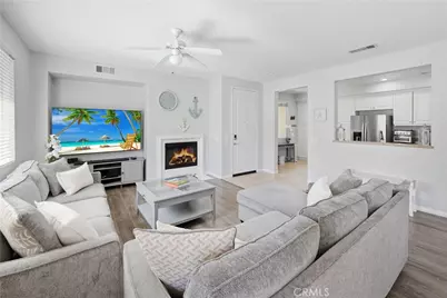 28355 Mirabelle Lane, Saugus, CA 91350 - Photo 5