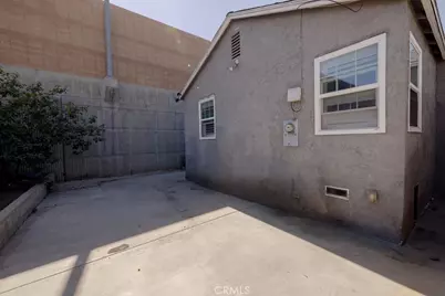 13360 Kelowna, Arleta, CA 91331 - Photo 11