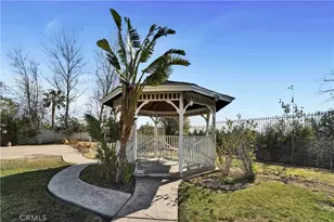 19726 Trammell, Chatsworth, CA 91311 - Photo 47