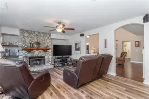 26548 Cardinal, Canyon Country, CA 91387 - Photo 7