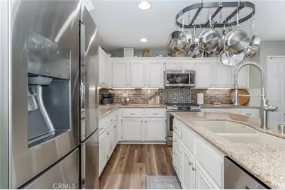 26548 Cardinal, Canyon Country, CA 91387 - Photo 13