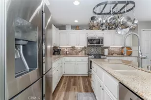 26548 Cardinal, Canyon Country, CA 91387 - Photo 13