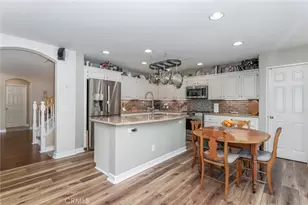 26548 Cardinal, Canyon Country, CA 91387 - Photo 11