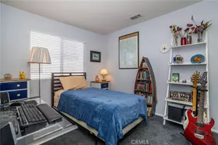 26548 Cardinal, Canyon Country, CA 91387 - Photo 17