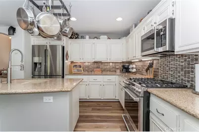 26548 Cardinal, Canyon Country, CA 91387 - Photo 13