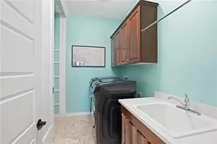 26492 Township St, Saugus, CA 91350 - Photo 39