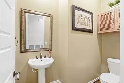 26492 Township Street, Saugus, CA 91350 - Photo 33