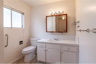 235 W Santa Anita, Burbank, CA 91502 - Photo 29