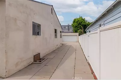 235 W Santa Anita, Burbank, CA 91502 - Photo 33