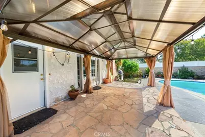 23000 Lull Street, Canoga Park, CA 91304 - Photo 17