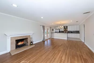 23000 Lull Street, Canoga Park, CA 91304 - Photo 5