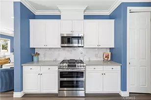 19890 Holly Dr, Saugus, CA 91350 - Photo 23