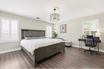 19890 Holly Drive, Saugus, CA 91350 - Photo 37