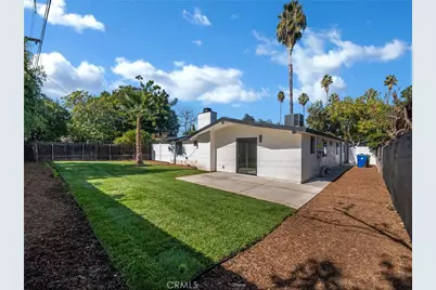 20528 Hamlin Street, Winnetka, CA 91306 - Photo 17