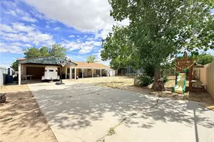 8728 Rowley, Littlerock, CA 93543 - Photo 11