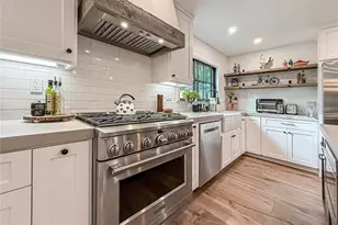 1079 Powderhorn Ct, Oak Park, CA 91377 - Photo 9