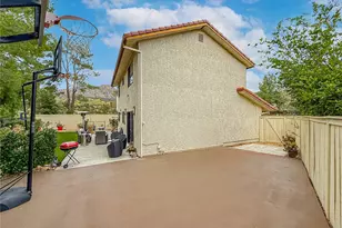 1079 Powderhorn Ct, Oak Park, CA 91377 - Photo 47