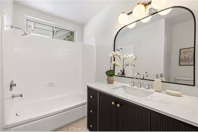 8923 Etiwanda, Northridge, CA 91325 - Photo 17
