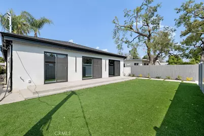 18238 Hartland Street, Reseda, CA 91335 - Photo 27