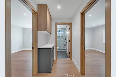 18238 Hartland Street, Reseda, CA 91335 - Photo 7