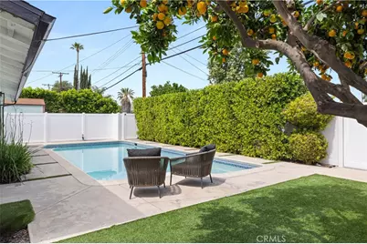 23377 Friar, Woodland Hills, CA 91367 - Photo 19