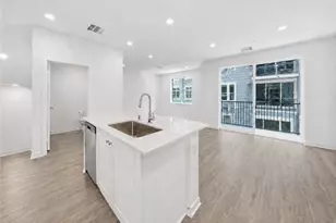 9425 N Sepulveda Blvd, North Hills, CA 91343 - Photo 5